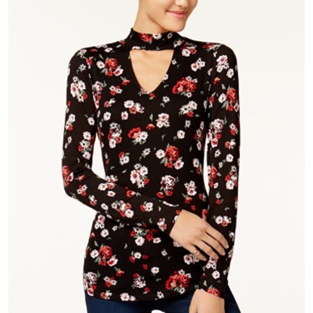 Pretty mock-neck cut out top | Black Rose NWT 🖤🌸